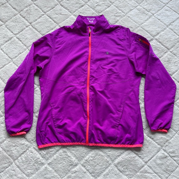 Champion | Lightweight Full Zip Windbreaker Jacket Raspberry | Size Large - Picture 1 of 11